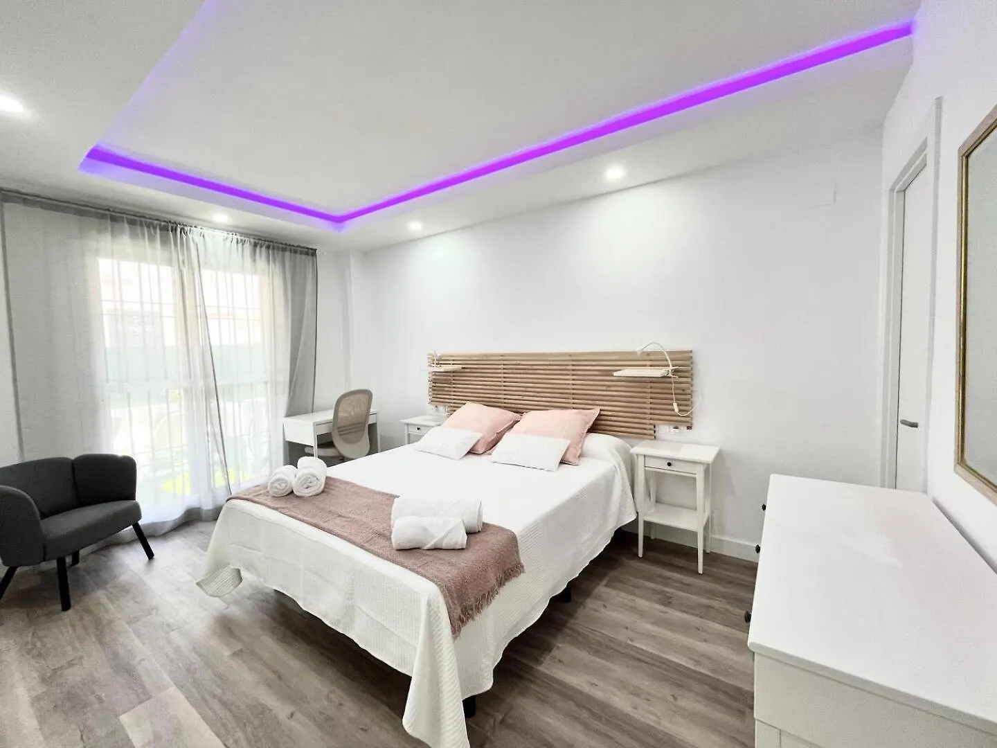 Lovely Apartment In Nueva Andalucia Pass The Keys Marbella