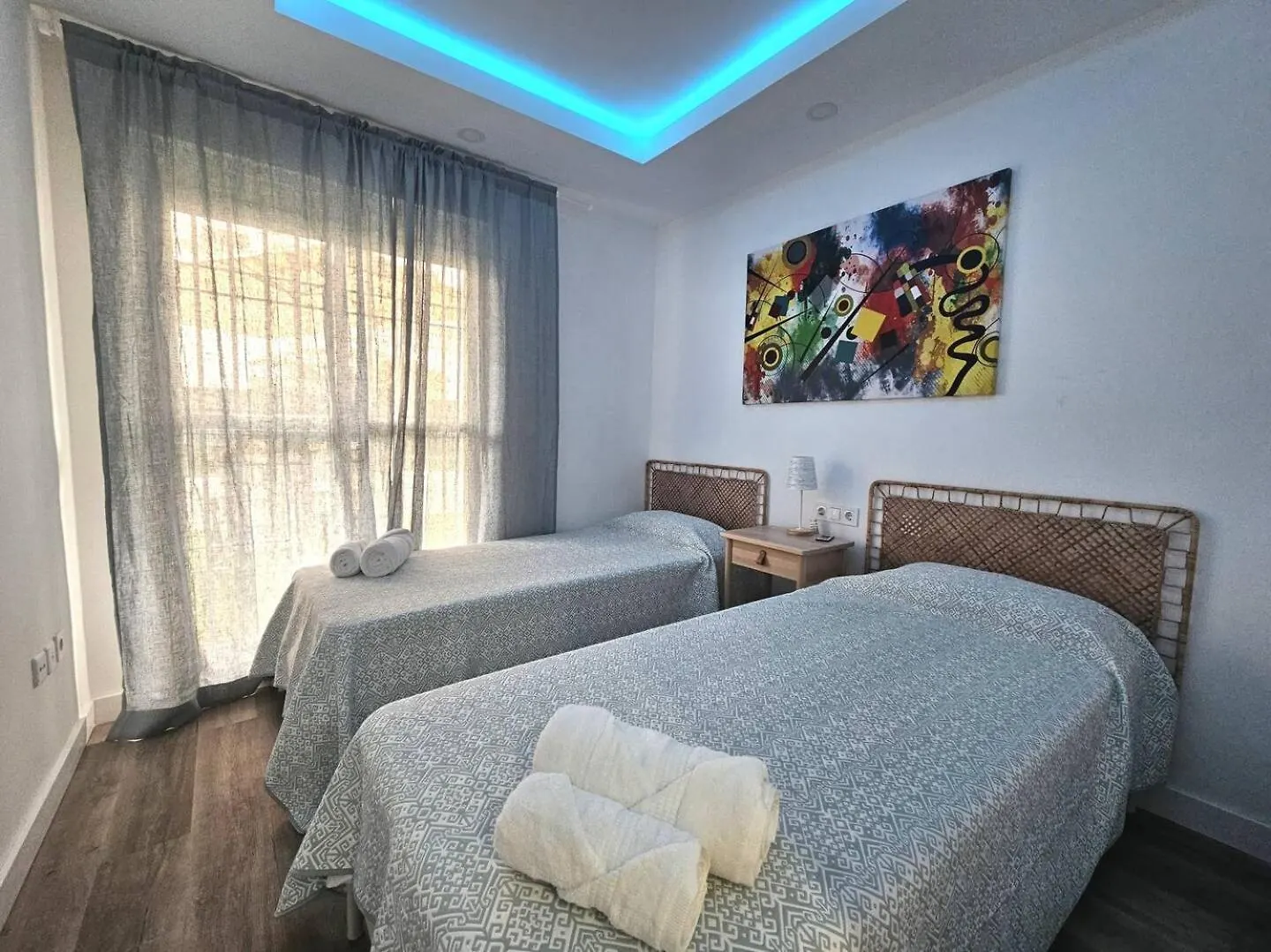 Lovely Apartment In Nueva Andalucia Pass The Keys Marbella